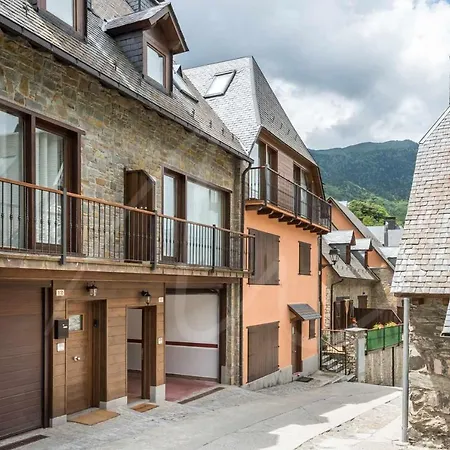 Casa Artiga De Lin By Seamount Holiday home Les Bordes
