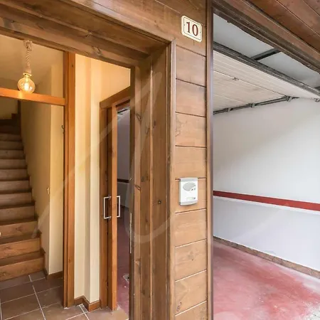 Casa Artiga De Lin By Seamount Les Bordes